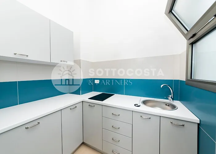 לינה וארוחת בוקר Baldi 3*